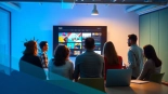 Créer un site internet Metz avec une équipe de professionnels dans un bureau moderne.